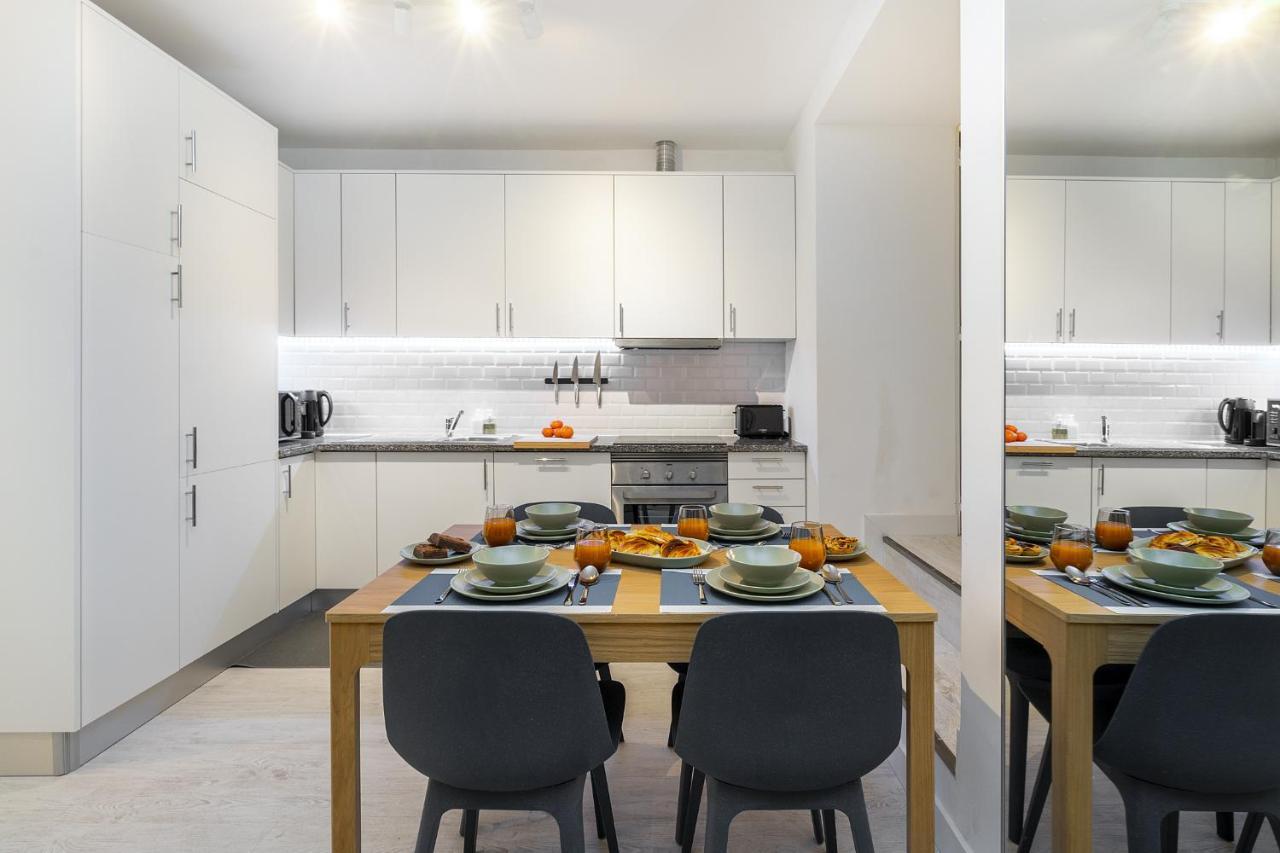 Whome Lisbon'S Best Kept Secret: 2-Bed W/Ac & Patio Luaran gambar