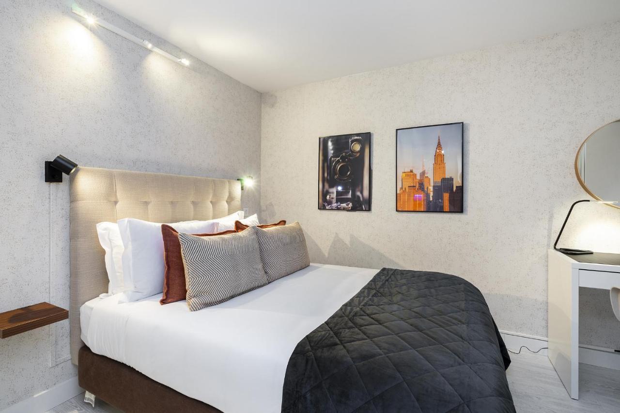 Whome Lisbon'S Best Kept Secret: 2-Bed W/Ac & Patio Luaran gambar